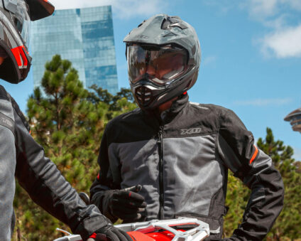 Capacete X11 Crossover Solides Preto Brilho - Image 3